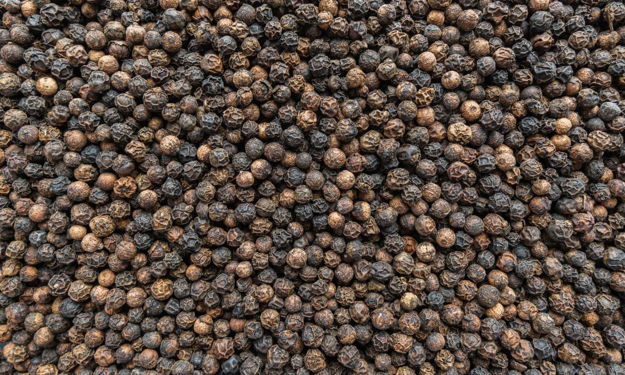 Pearl Black Pepper