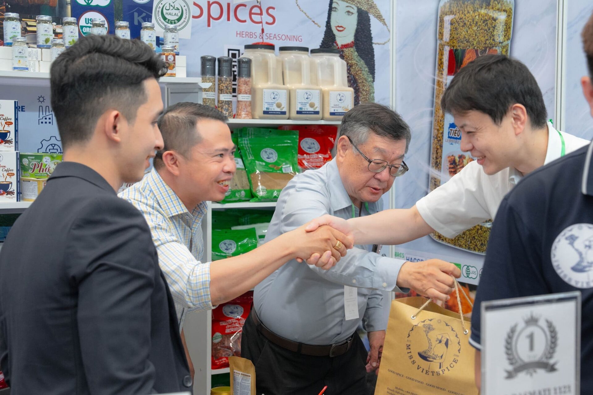 Pearl Group Corporation And Miss Vietspice At Fhv 2026 1