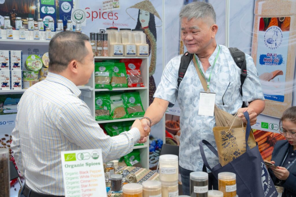 Pearl Group Corporation And Miss Vietspice At Fhv 2026 7